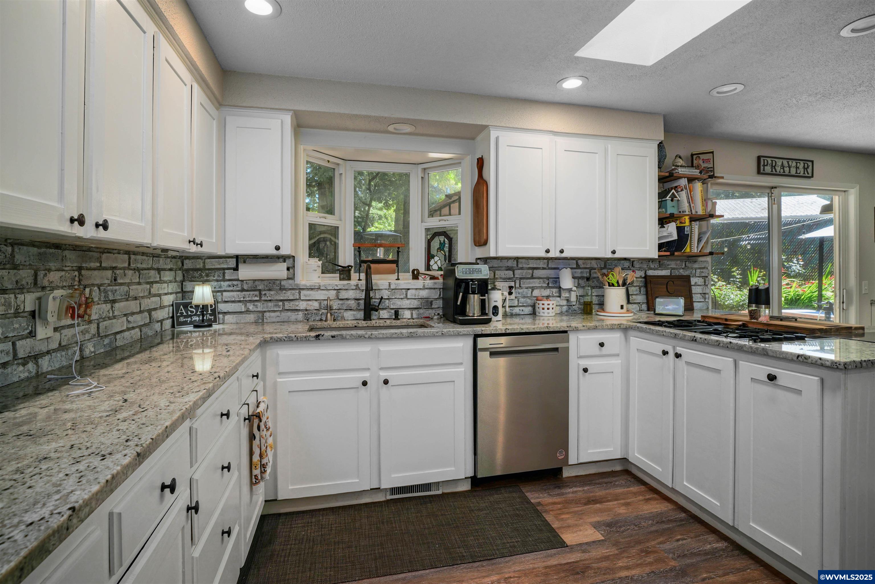 2025 Cole Road South Salem, OR 97306 - Photo 11 of 50