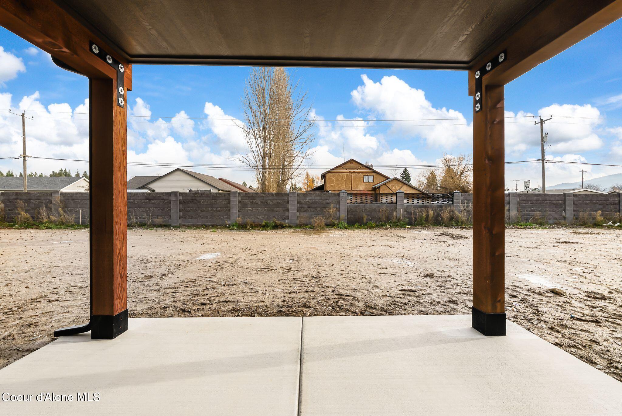 2302 Maverick Court Sandpoint, ID 83864 - Photo 21 of 32 24_DSC04857-2