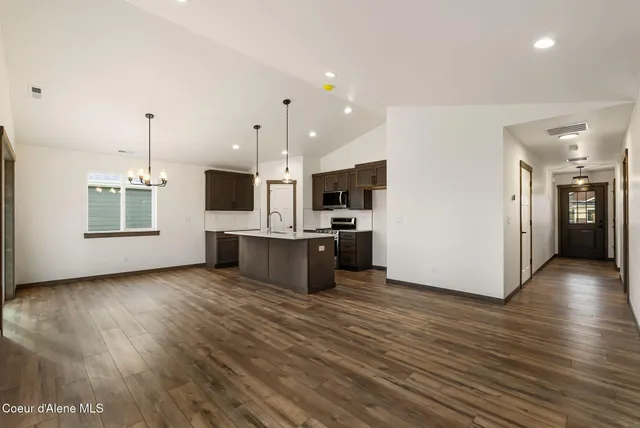 $521,800 | 2302 Maverick Court, Sandpoint, ID 83864