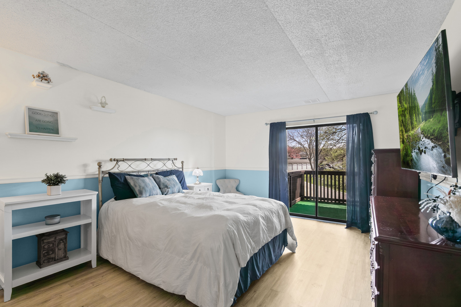 690 Chandler Road, Unit 205 Gurnee, IL 60031 - Photo 10 of 12