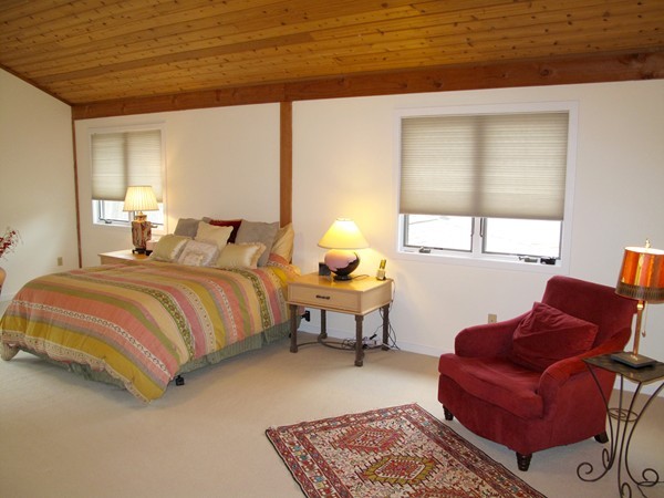 195 Kennedy Road Northampton, MA 01053 - Photo 19 of 22 a bedroom with a bed window and couch