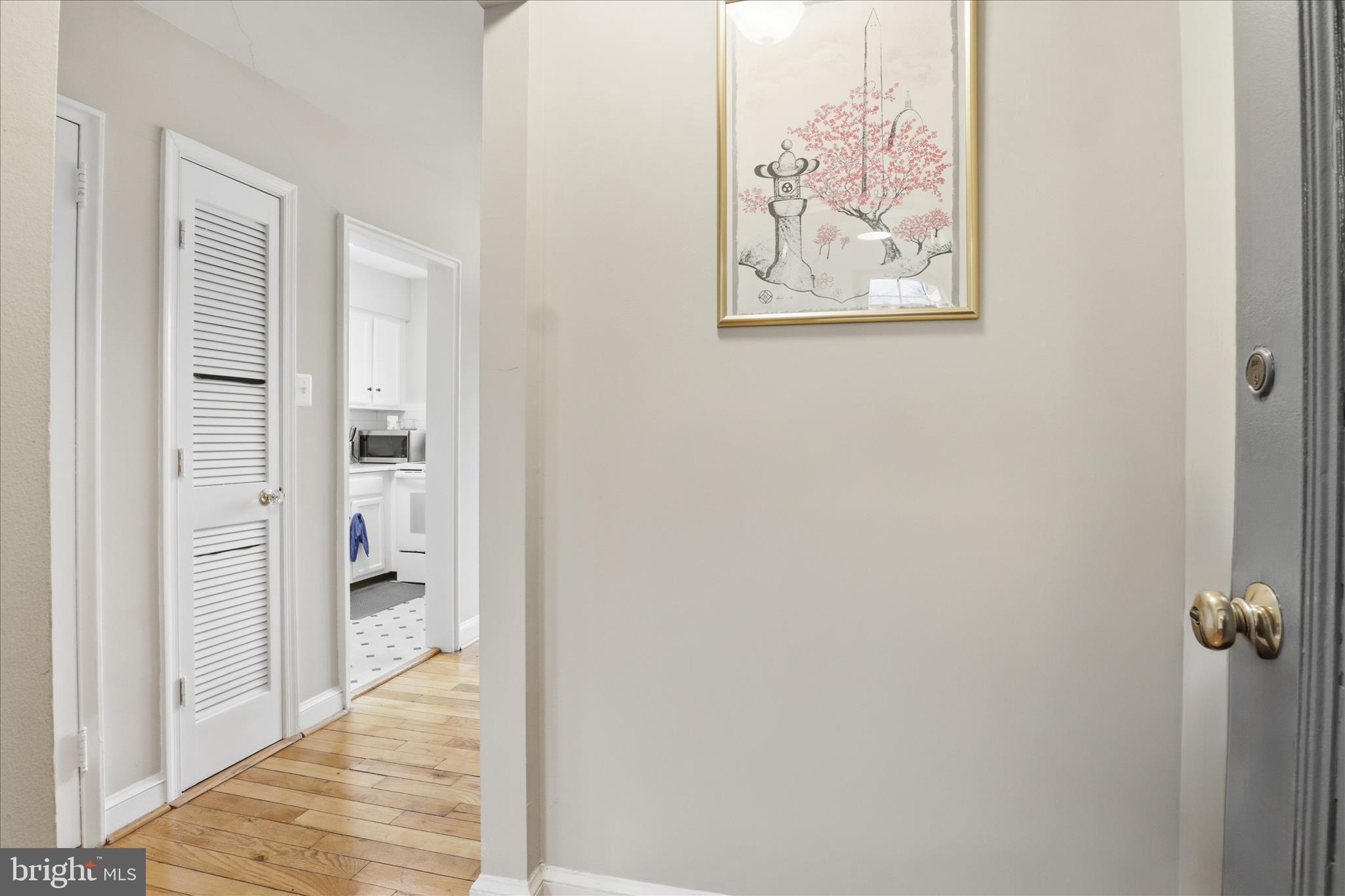 2904 13th Road South, Unit 4301 Arlington, VA 22204 - Photo 4 of 24