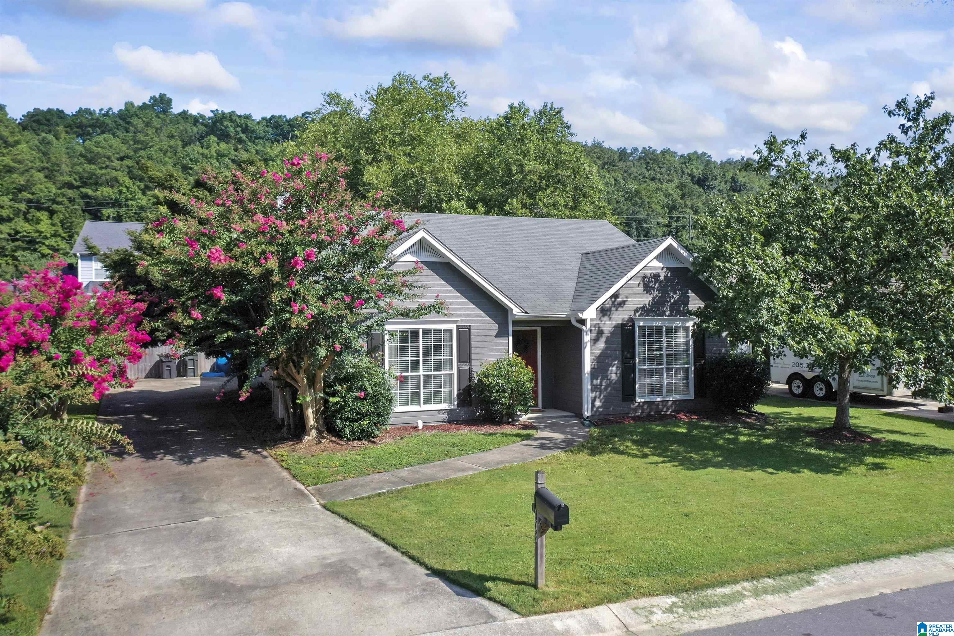 108 Brookhollow Way Pelham, AL 35124 - Photo 2 of 22