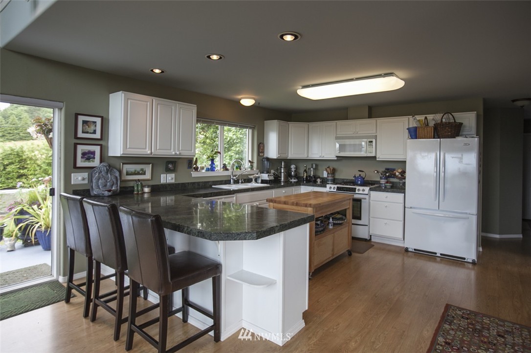 16002 Colony Road Bow, WA 98232 - Photo 10 of 25 Gallery Image 10