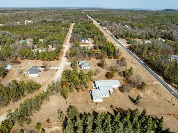 $370,000 | N10368 Queens Way, Necedah, WI 54646