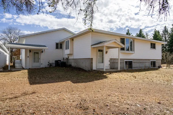 $370,000 | N10368 Queens Way, Necedah, WI 54646