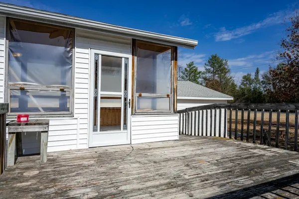 $370,000 | N10368 Queens Way, Necedah, WI 54646