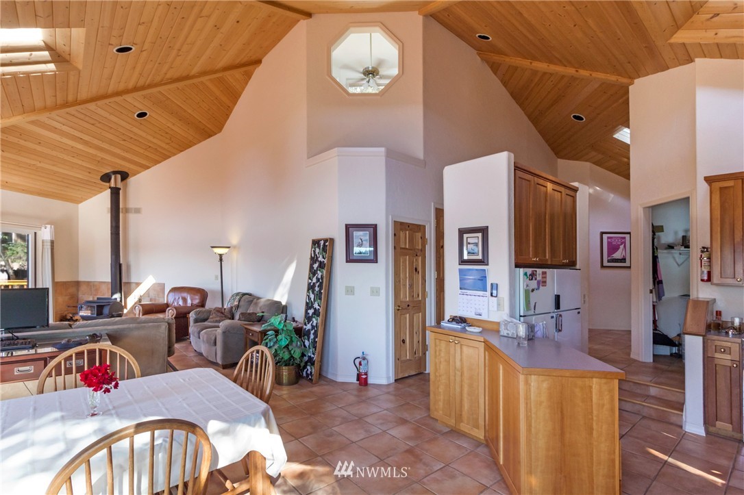 479 Marine Lane Stuart Island, WA 98250 - Photo 9 of 24 Gallery Image 9