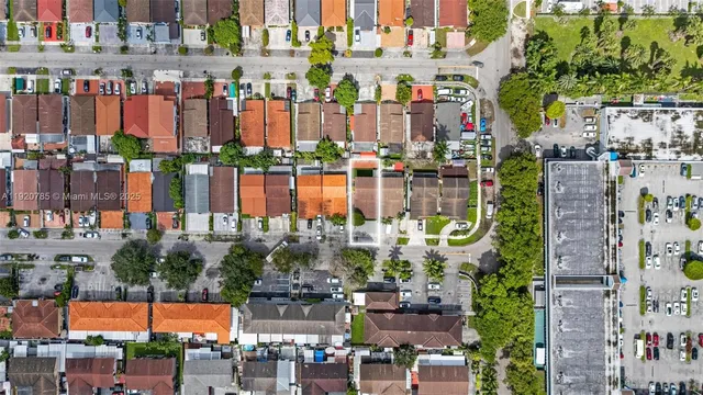 $1,250,000 | 1281 West 42nd Street, Hialeah, FL 33012