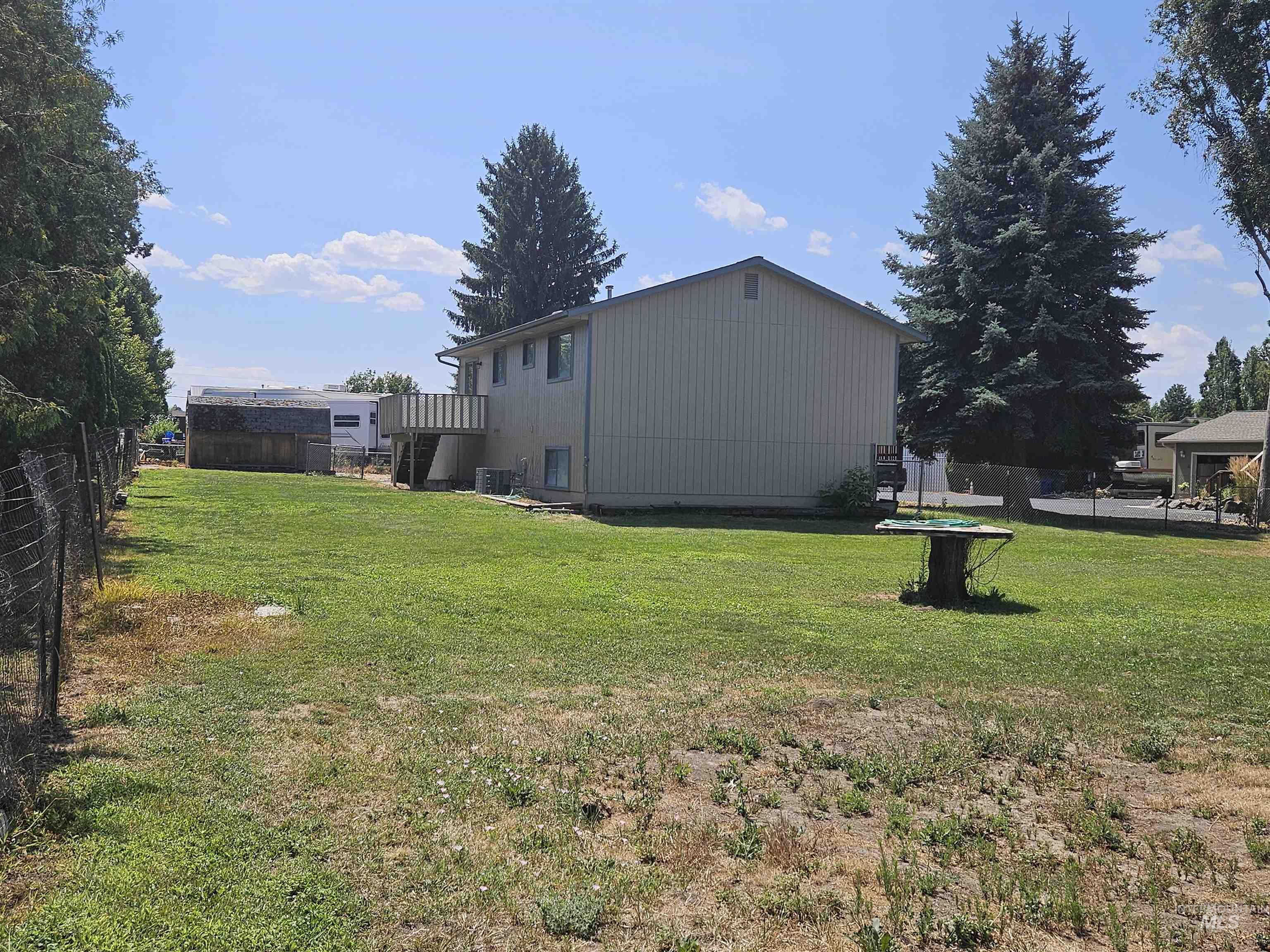 1825 Cedar Avenue Lewiston, ID 83501 - Photo 33 of 39 View of yard with a wooden deck