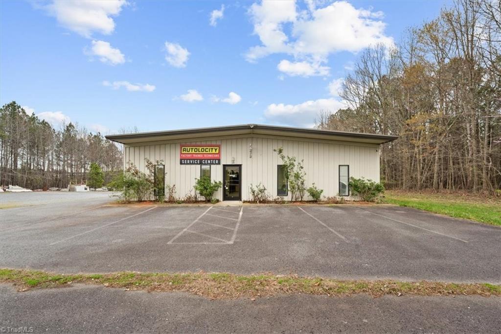 381 Sedberry Road Biscoe, NC 27209 - Photo 4 of 35 Front of building leading into office and reception area