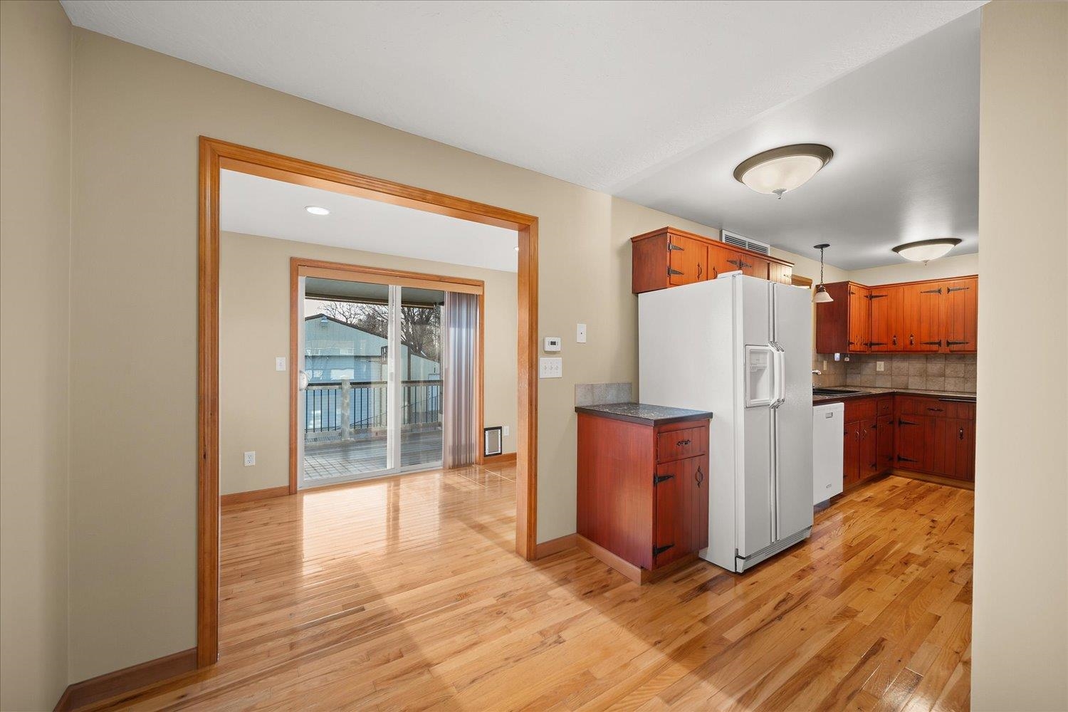 1214 South Progress Road Spokane Valley, WA 99037 - Photo 12 of 45