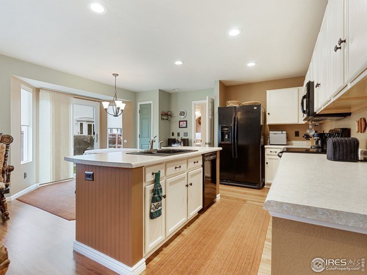 1349 Trail Ridge Road Longmont, CO 80504 - Photo 11 of 33 Gallery Image 11