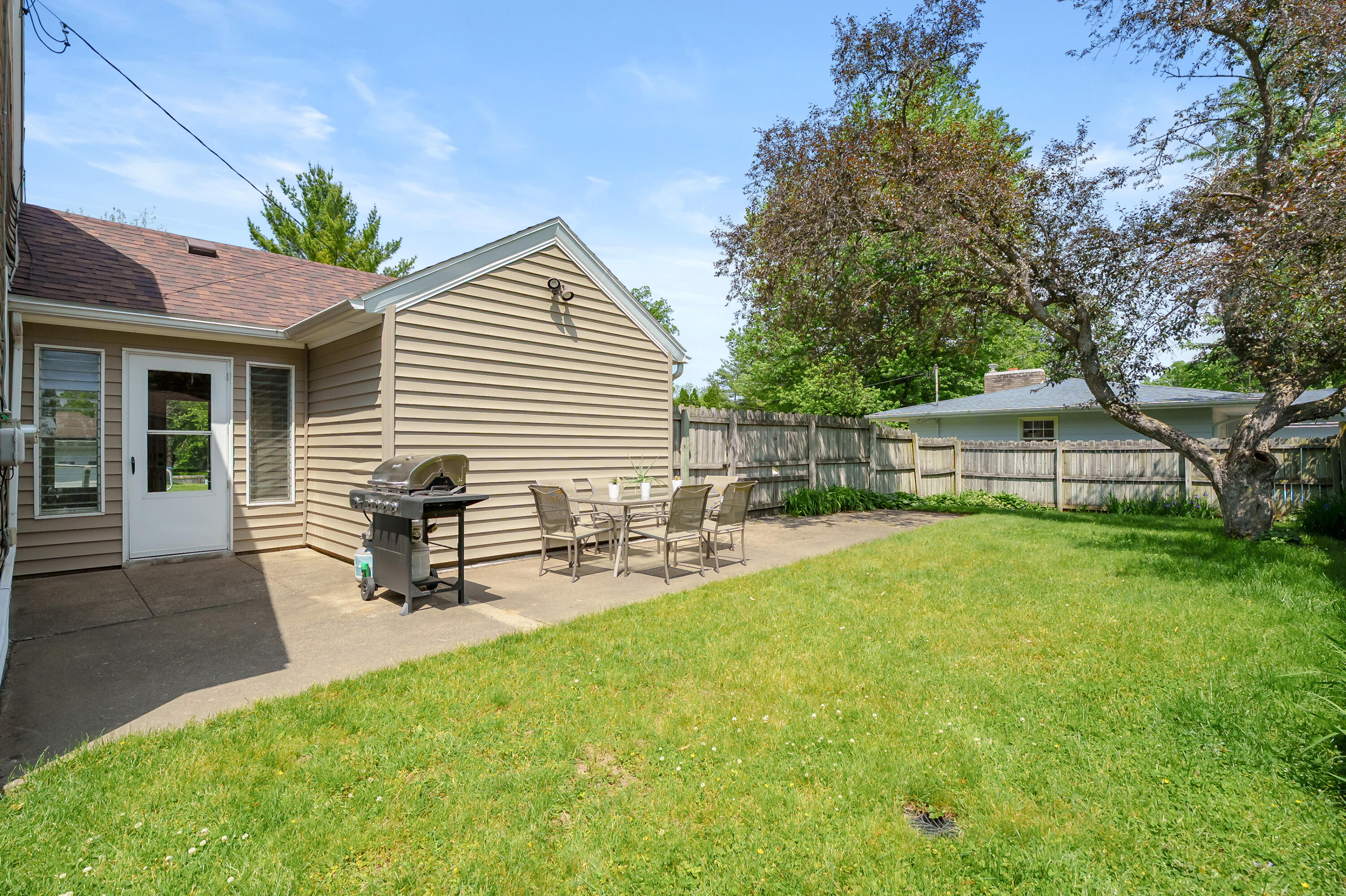 95 West Langley Road Battle Creek, MI 49015 - Photo 5 of 44 Langley Rd 95 Battle Creek 49015-42