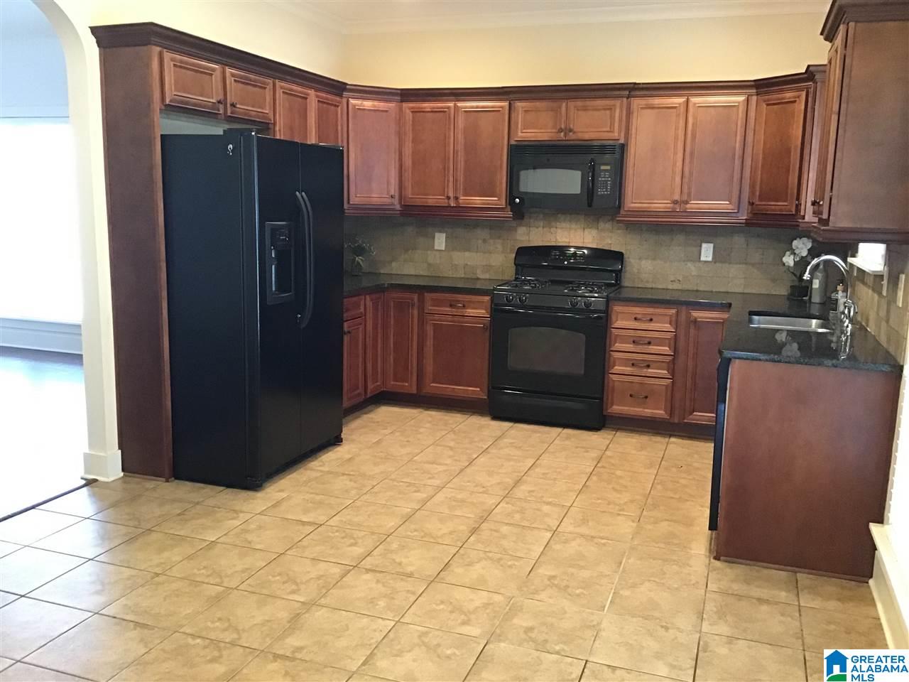 1179 Grants Way Birmingham, AL 35210 - Photo 7 of 30