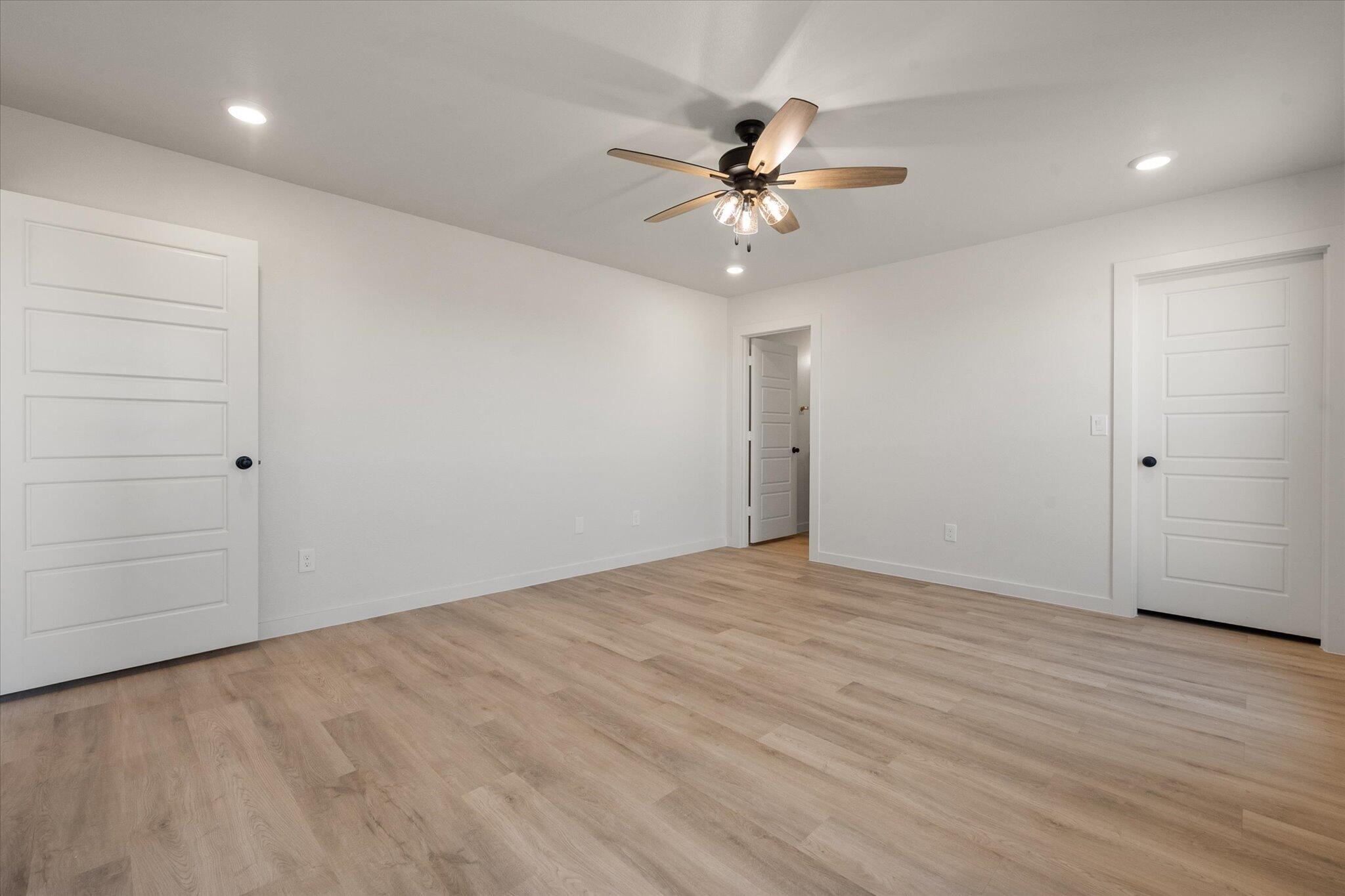 14002 Gary Avenue Lubbock, TX 79423 - Photo 13 of 20 18-14002 Gary_4514