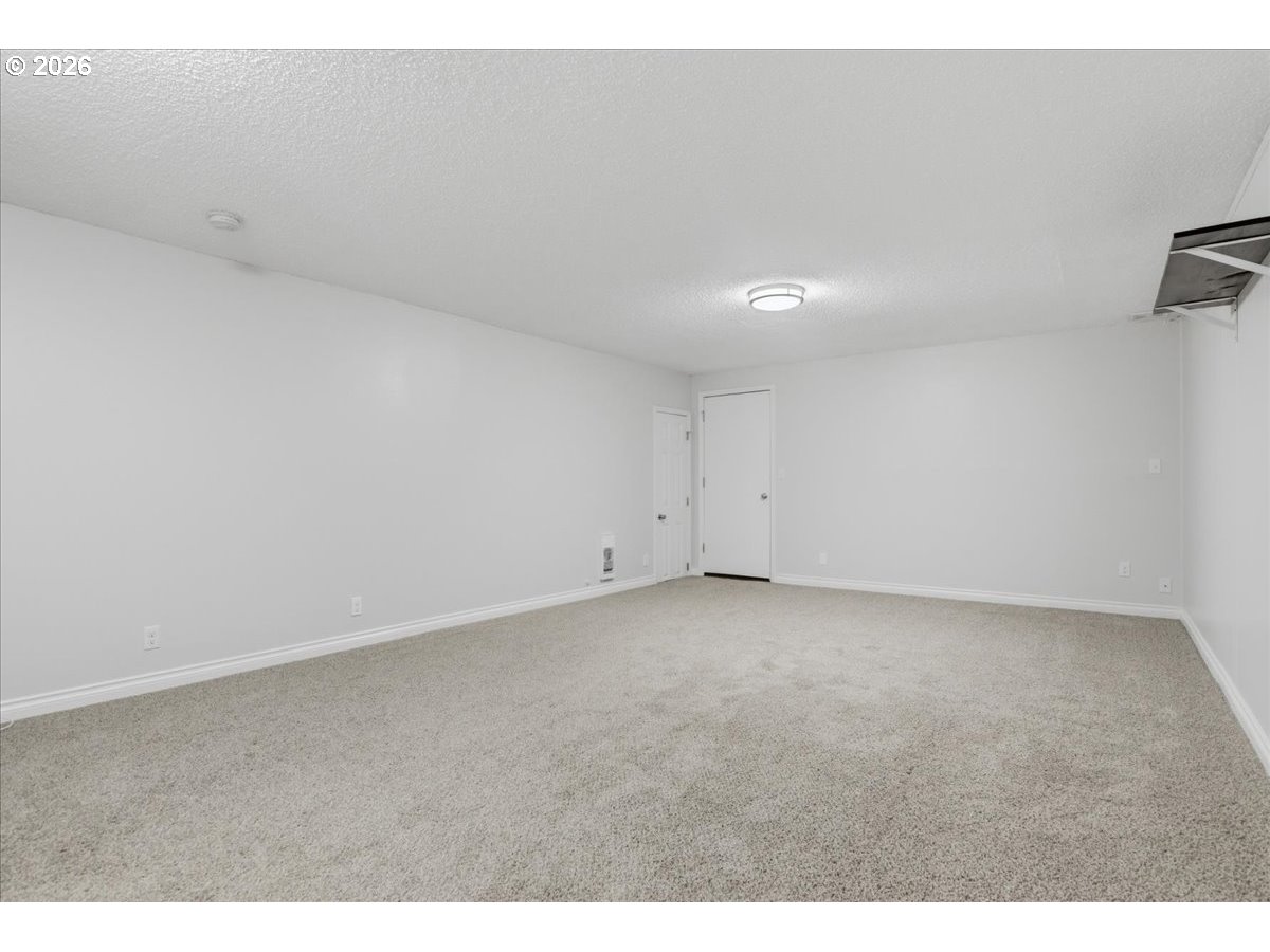 331 Northwest 14th Avenue Camas, WA 98607 - Photo 13 of 19