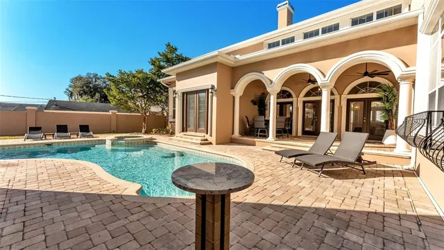 $1,900,000 | 1665 Blue Heron Lane, Lakeland, FL 33813