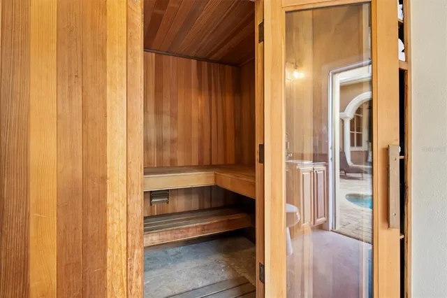 $1,900,000 | 1665 Blue Heron Lane, Lakeland, FL 33813