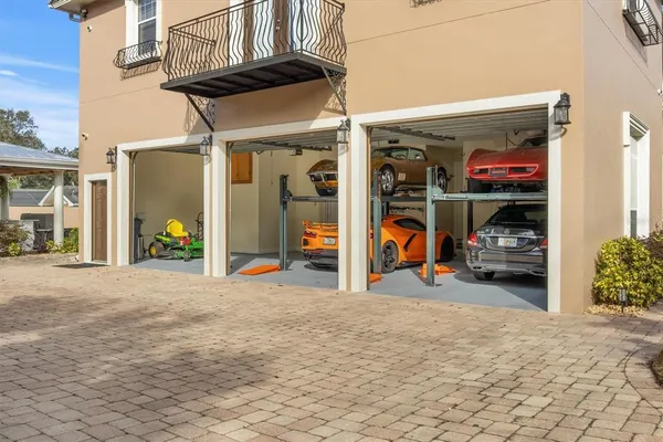 $1,795,000 | 1665 Blue Heron Lane, Lakeland, FL 33813