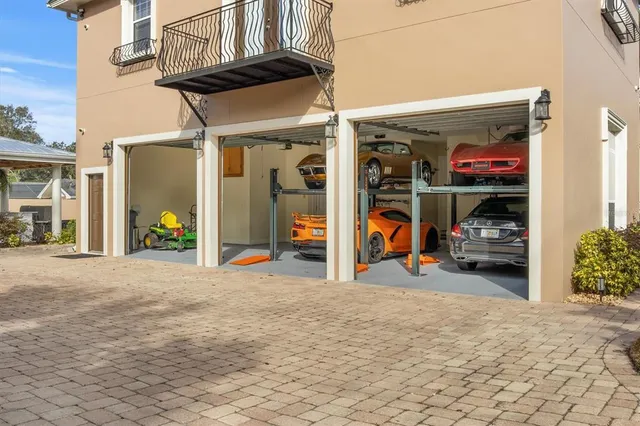 $1,900,000 | 1665 Blue Heron Lane, Lakeland, FL 33813