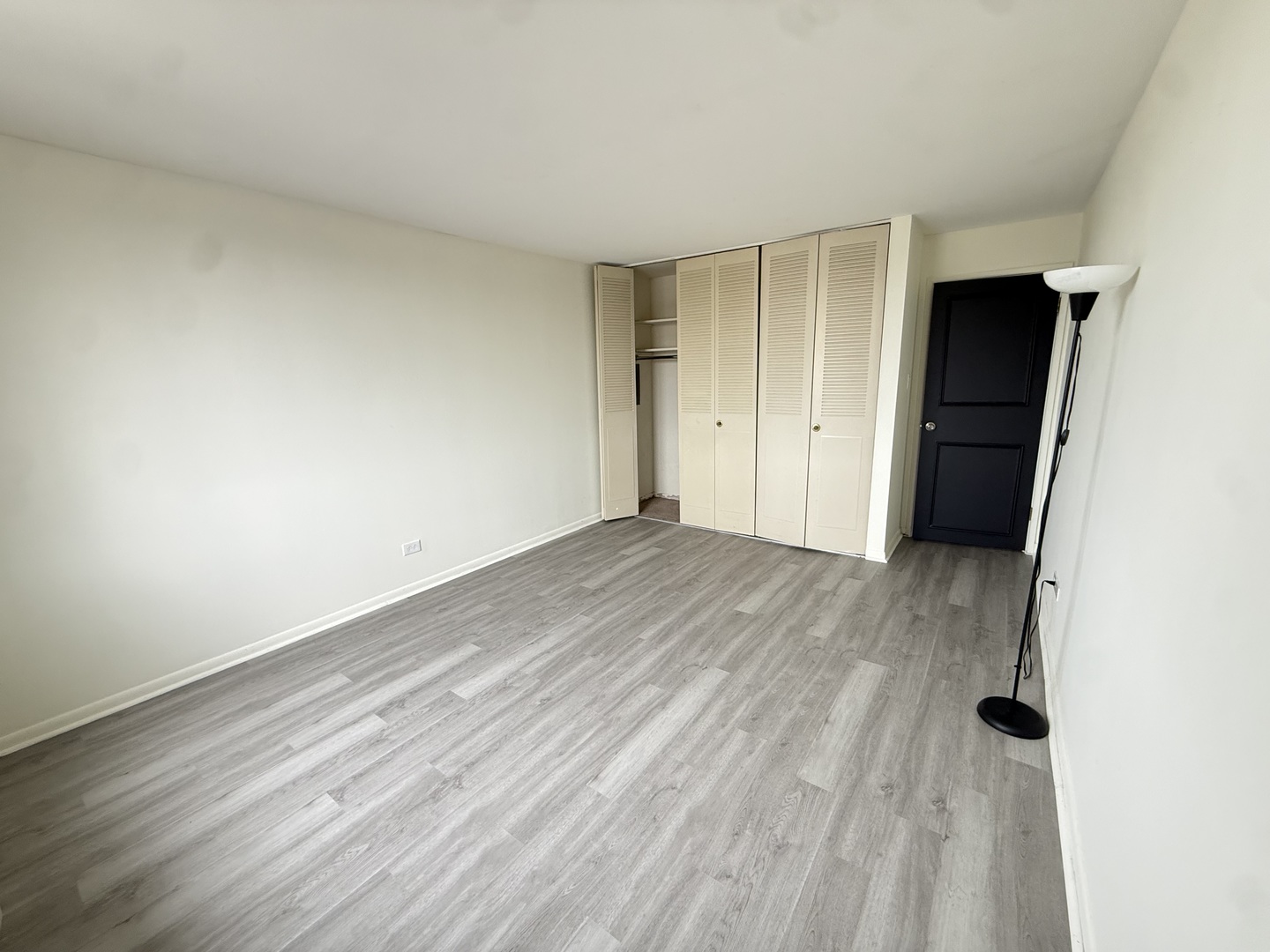 9720 South Pulaski Road, Unit 308 Oak Lawn, IL 60453 - Photo 6 of 7