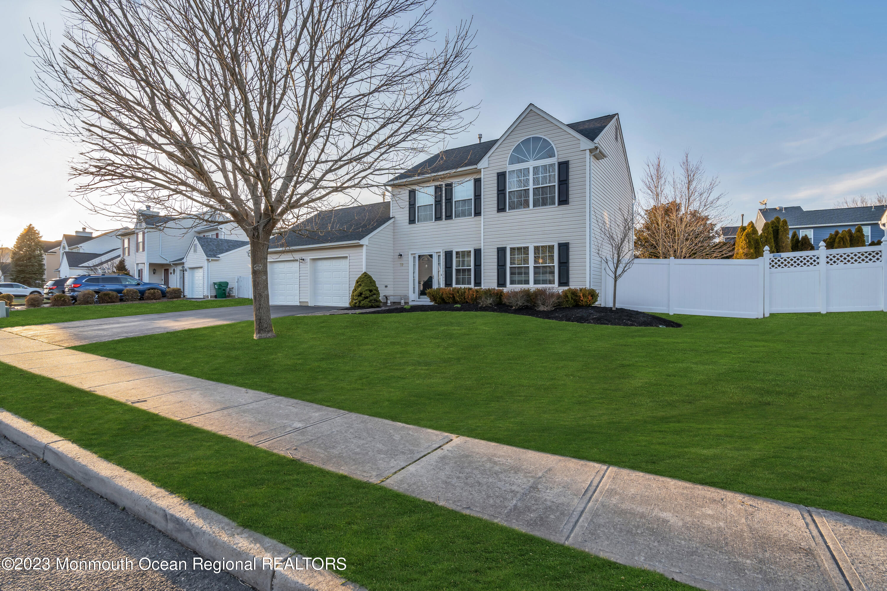 72 West Shenendoah Road Howell, NJ 07731 - Photo 10 of 68 005_dsc02764-1