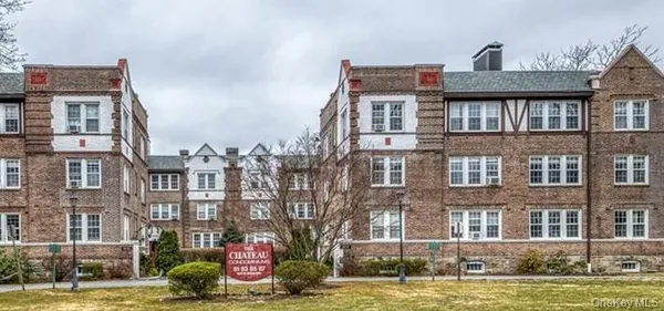 $2,500 | 85 North Broadway, Unit 1H, White Plains, NY 10603