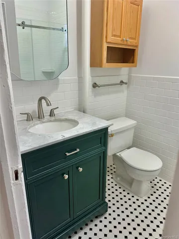 $2,500 | 85 North Broadway, Unit 1H, White Plains, NY 10603