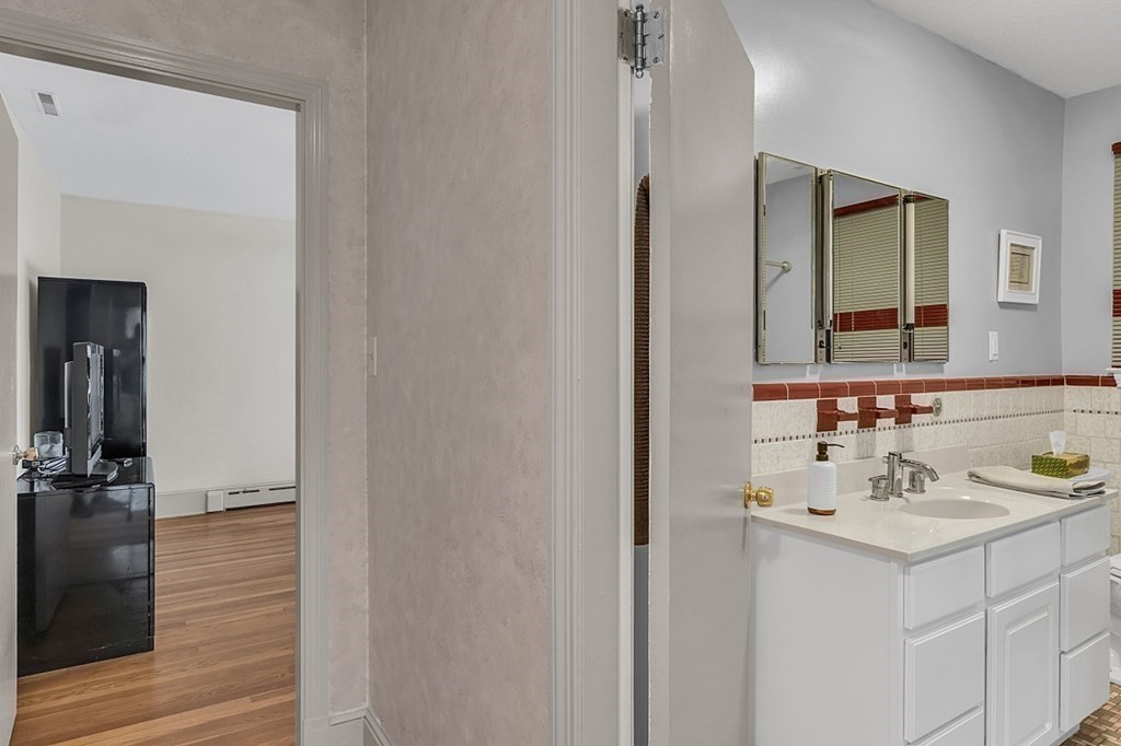150 Florence Road Lowell, MA 01851 - Photo 17 of 34 Gallery Image 17