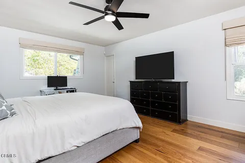 $1,799,000 | 5447 Rock Castle Drive, La Canada Flintridge, CA 91011