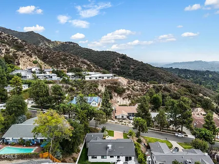 $1,799,000 | 5447 Rock Castle Drive, La Canada Flintridge, CA 91011