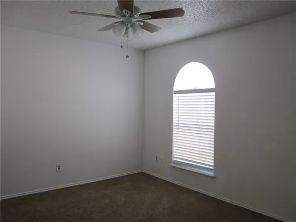 $1,050 | 6702 Everhart Road, Unit F103, Corpus Christi, TX 78413