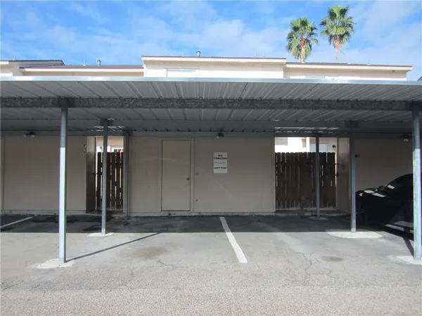 $1,050 | 6702 Everhart Road, Unit F103, Corpus Christi, TX 78413
