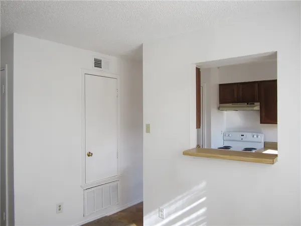 $1,050 | 6702 Everhart Road, Unit F103, Corpus Christi, TX 78413