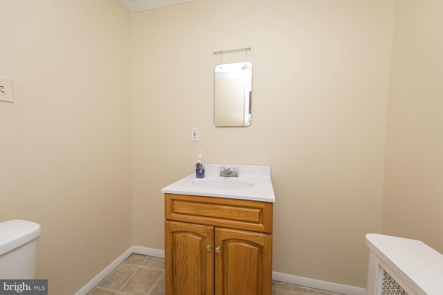 319 Vernon Road Philadelphia, PA 19119 - Photo 17 of 37 Gallery Image 17