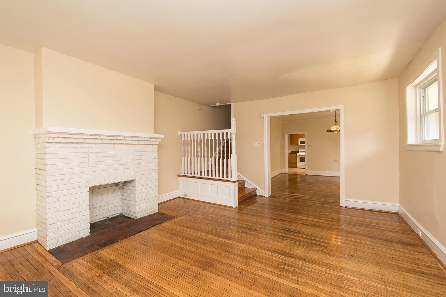 319 Vernon Road Philadelphia, PA 19119 - Photo 3 of 37 Gallery Image 3