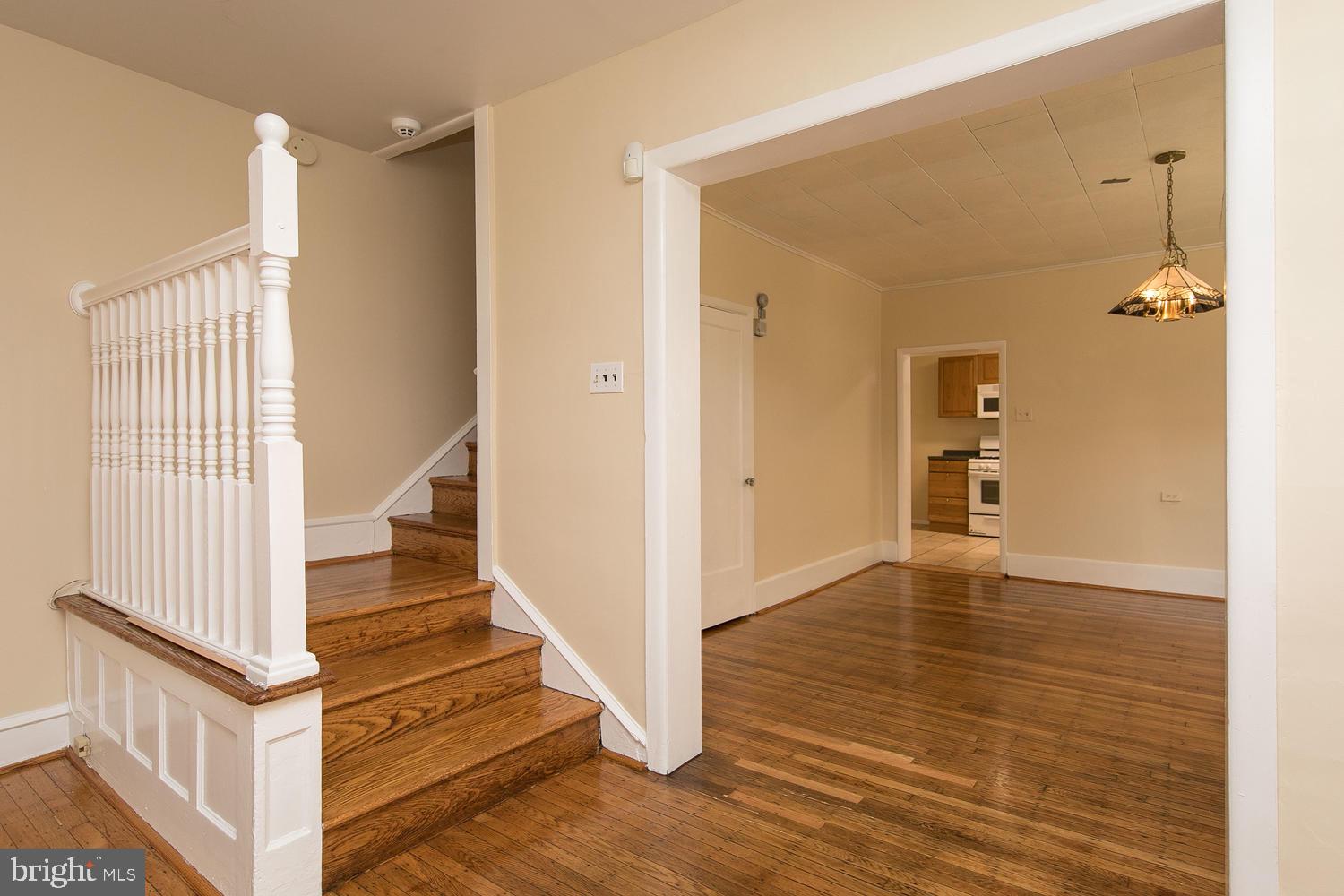 319 Vernon Road Philadelphia, PA 19119 - Photo 8 of 37 Gallery Image 8