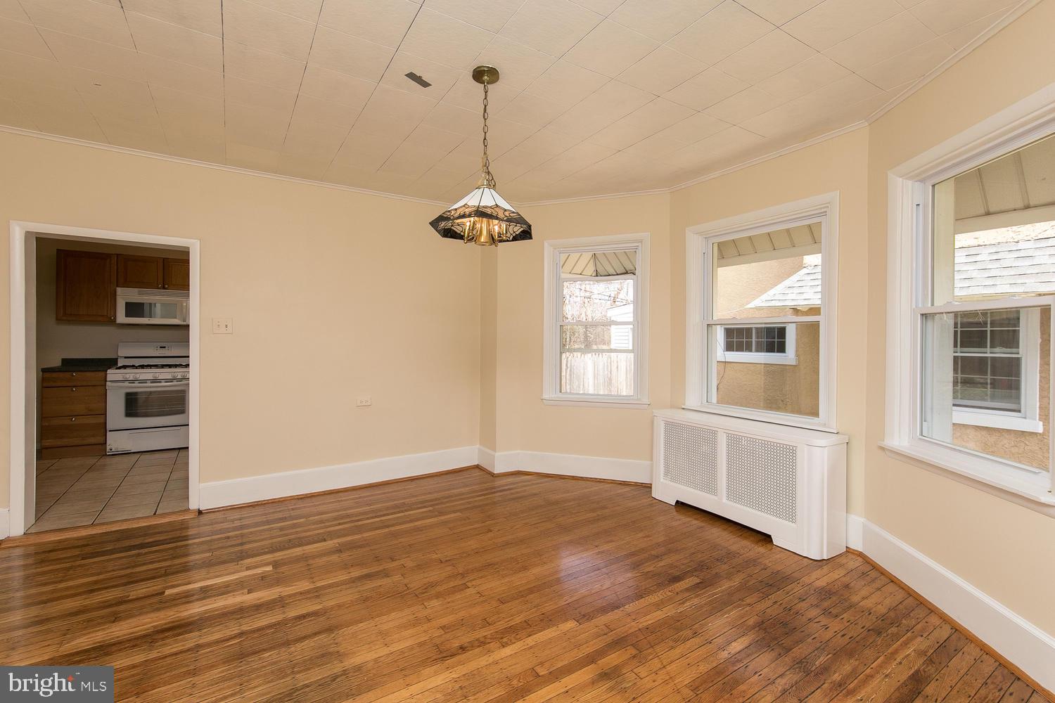 319 Vernon Road Philadelphia, PA 19119 - Photo 9 of 37 Gallery Image 9