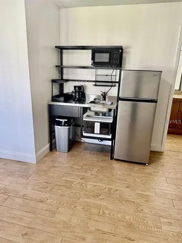 $899 | 3106 Carthage Court, Orlando, FL 32837