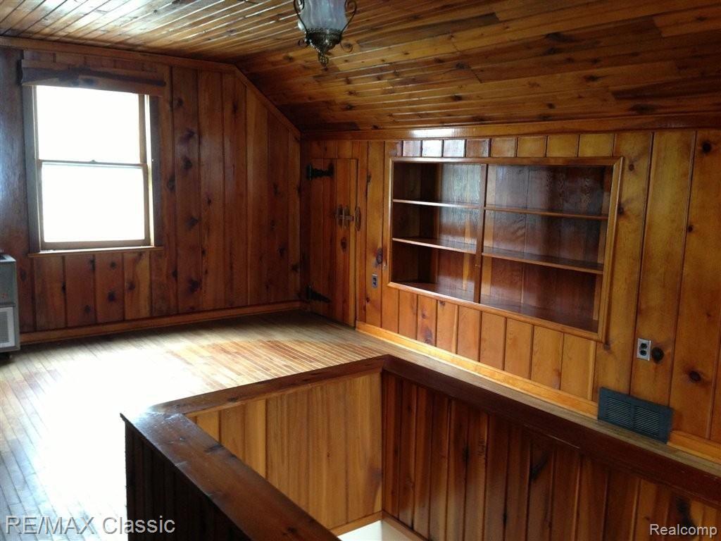 2380 Princeton Road Berkley, MI 48072 - Photo 10 of 15 Bedroom 3