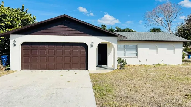 $2,100 | 3661 Sterling Road, Venice, FL 34293