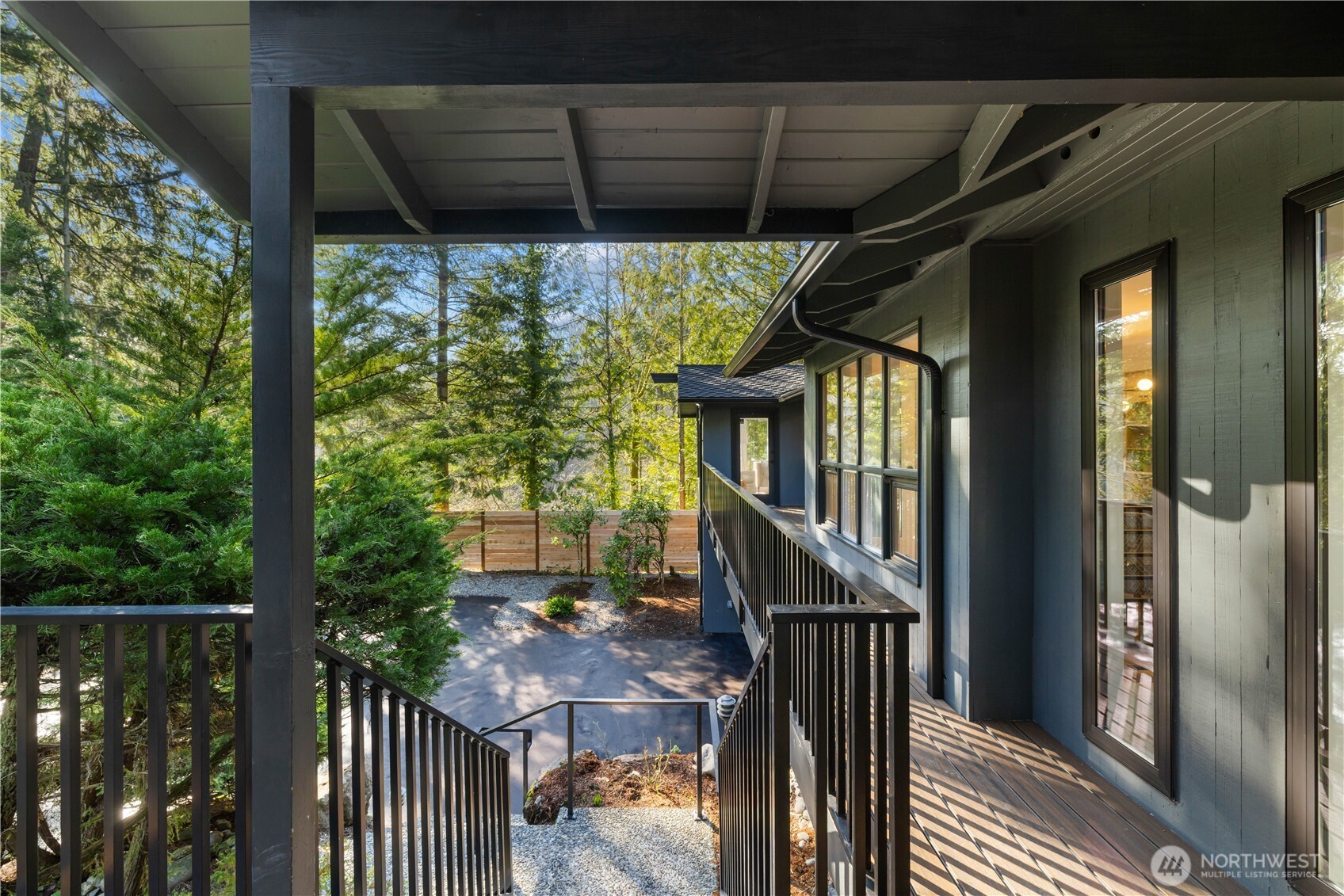 6423 East Mercer Way Mercer Island, WA 98040 - Photo 36 of 40