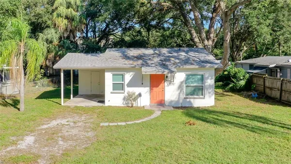$2,100 | 8111 30th Avenue North, St. Petersburg, FL 33710