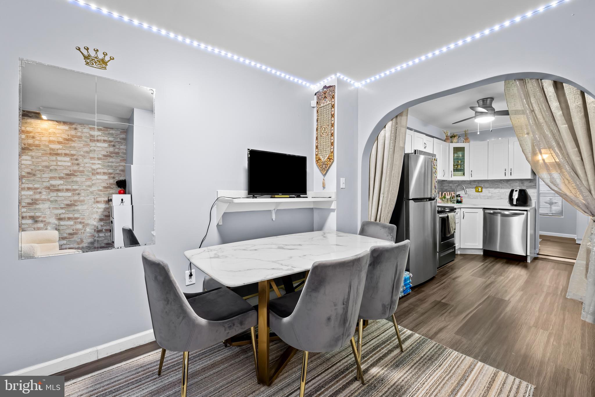 236 South Gilmor Street Baltimore, MD 21223 - Photo 5 of 28