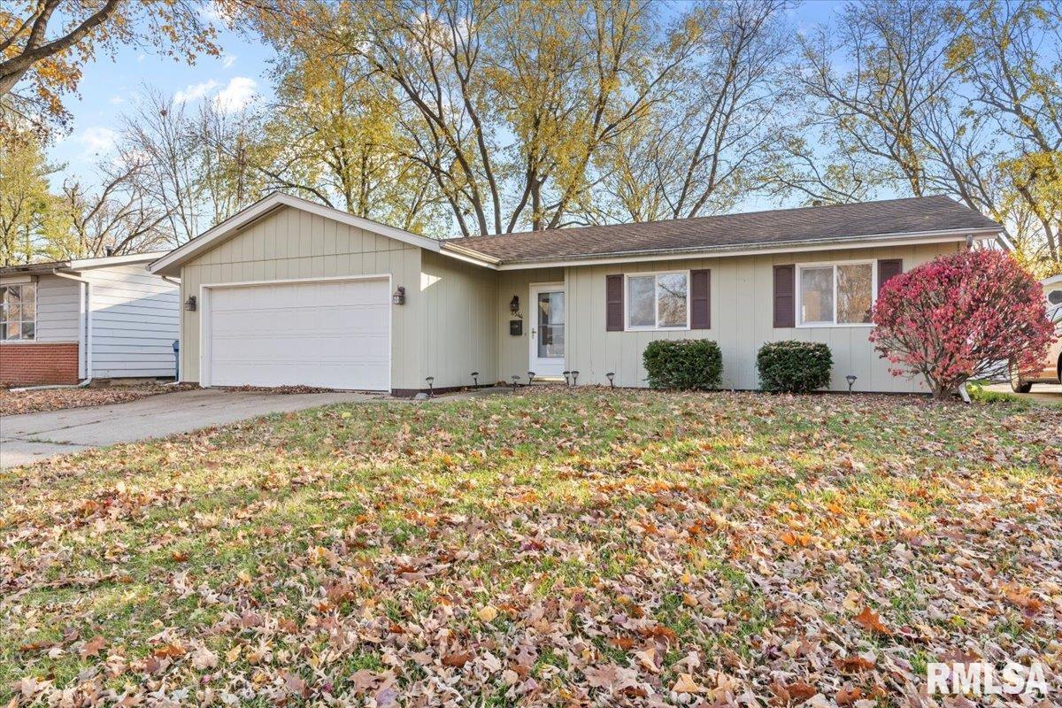 2544 Selkirk Road Springfield, IL 62702 - Photo 1 of 22