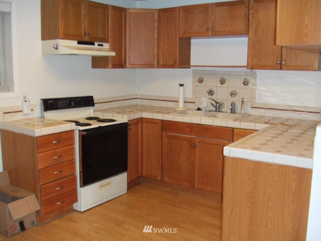 21304 Damson Road Bothell, WA 98021 - Photo 12 of 15