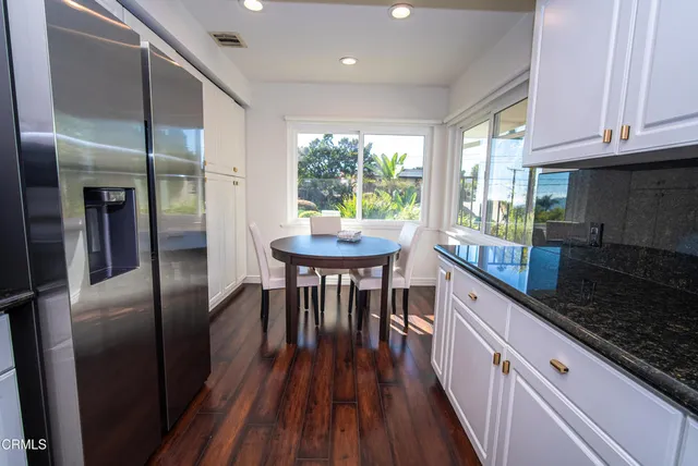 $1,999,975 | 2460 Las Positas Road, Glendale, CA 91208