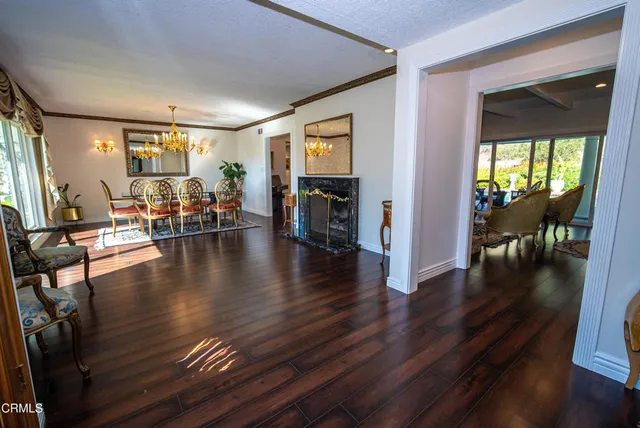 $1,999,975 | 2460 Las Positas Road, Glendale, CA 91208