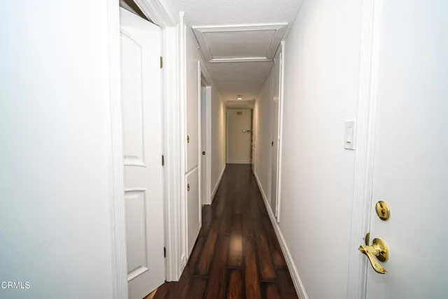 $1,999,975 | 2460 Las Positas Road, Glendale, CA 91208